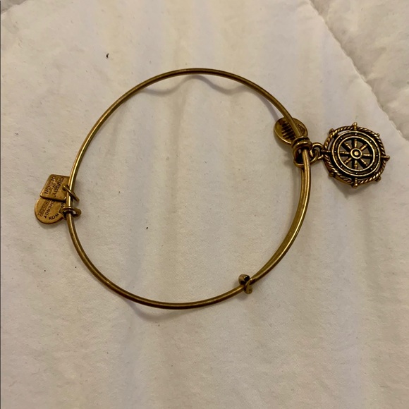 Alex and Ani COMPASS bracelet - Picture 1 of 1